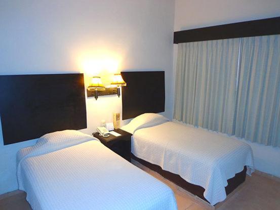 Hotel Marlon Chetumal Extérieur photo