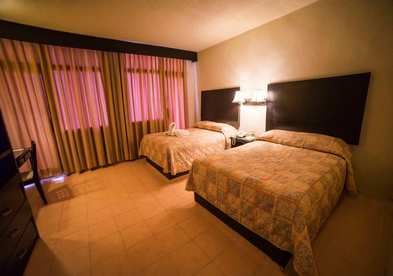 Hotel Marlon Chetumal Extérieur photo